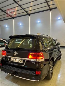 تويوتا لاندكروزر